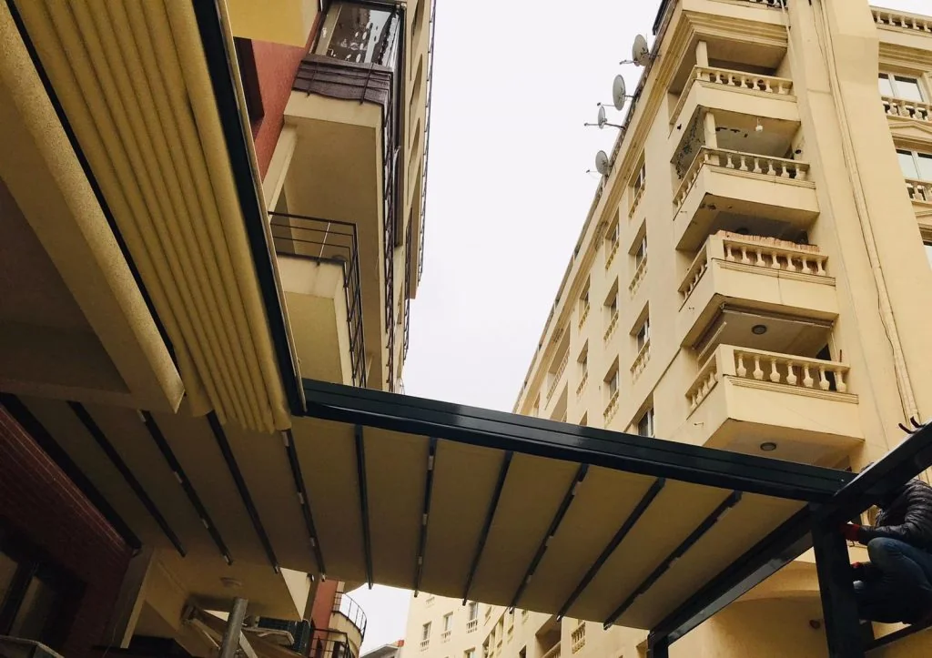 CASA PRIVADA HERĂSTRĂU — Imagen 1 de 3